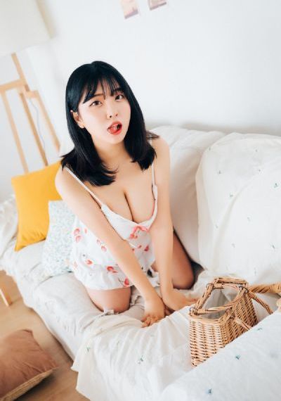 qq头像欧美男意境_720迅雷电影在线