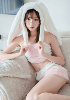 国产成人精品色多多_手机在线看片