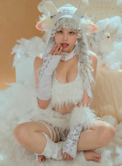 熟女人妻白嫩大腿张开_蓝光电影在线看
