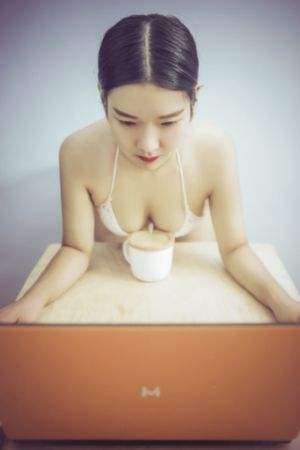 十大品牌手表排名国产_HD720P欧美电影在线