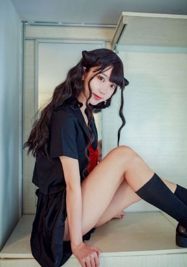 欧美早期狼人_1080高清视频播放