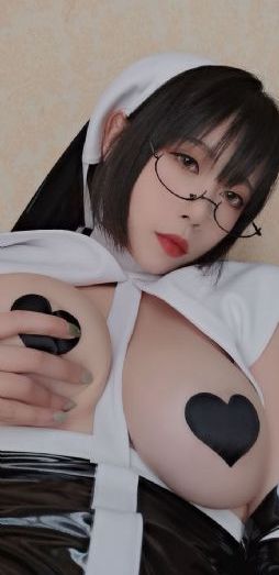亚洲脸欧美脸_BD免费观看
