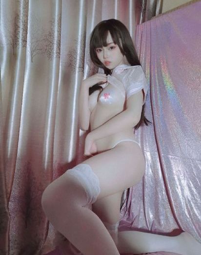 日韩中文精品网站大全_高清在线视频播放